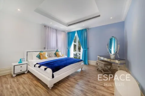 ویلا برای اجاره در Palm Jumeirah، Dubai، امارات متحده عربی 5 خوابه ، 650 متر مربع ، شماره 738486 - تصویر 6