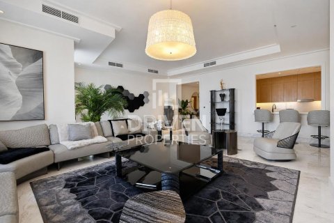 Apartman u Downtown Dubai (Downtown Burj Dubai), UAE 4 spavaćih soba, 361.49 m2 Br. 765281 - fotografija 23