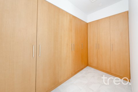 Σπίτι σε Dubai Land, Dubai, ΗΑΕ 4 υπνοδωμάτια, 215.91 τ.μ. Αρ. 733235 - φωτογραφία 8