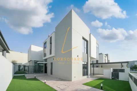 Villa te huur in Al Furjan, Dubai, VAE 5 slaapkamers, 570 vr.m., nr 715251 - foto 12