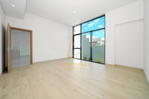 Villa te huur in Al Furjan, Dubai, VAE 5 slaapkamers, 570 vr.m., nr 715251 - foto 26