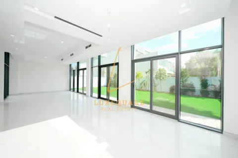 Villa te huur in Al Furjan, Dubai, VAE 5 slaapkamers, 570 vr.m., nr 715251 - foto 6