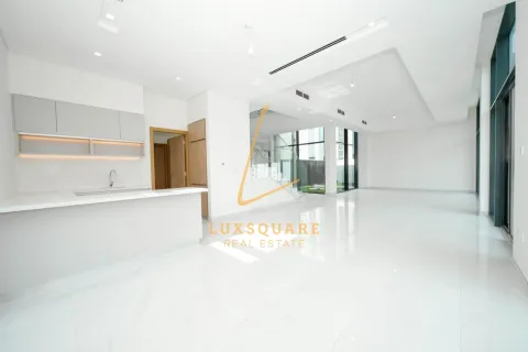 Villa te huur in Al Furjan, Dubai, VAE 5 slaapkamers, 570 vr.m., nr 715251 - foto 5