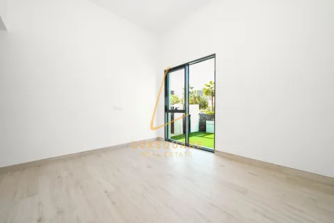 Villa te huur in Al Furjan, Dubai, VAE 5 slaapkamers, 570 vr.m., nr 715251 - foto 15