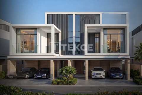 Villa in Dubai Land, UAE 5 bedrooms, 385 sq.m. № 688450