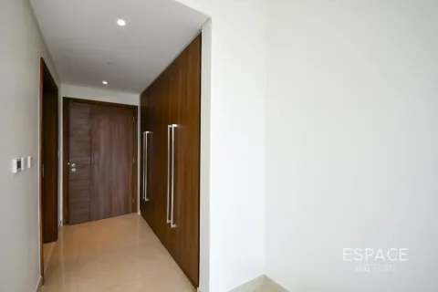 Apartment in IMPERIAL AVENUE in Downtown Dubai (Downtown Burj Dubai), UAE 2 bedrooms, 139 sq.m. № 738494 - photo 12
