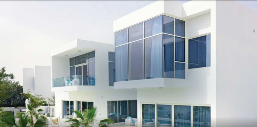 Villa Dubaijā, AAE 4 istabas, 589 m2 Nr. 640099