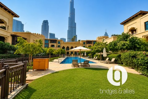 Apartament në Old Town, Dubai, Emiratet e Bashkuara Arabe 1 dhomë gjumi, 135 m2. № 760387