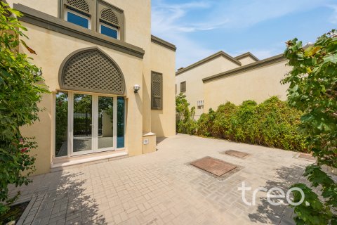 Villa uthyres i Jumeirah Park, Dubai, UAE 3 sovrum, 327.67 kvm Nr. 755479 - fotografi 3
