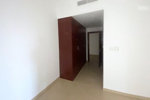 Apartemen di Jumeirah Beach Residence, Dubai, UEA 1 kamar tidur, 119.48 m2 nomor 768733 - foto 9