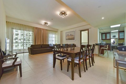 Apartemen di Jumeirah Beach Residence, Dubai, UEA 1 kamar tidur, 119.48 m2 nomor 768733 - foto 2