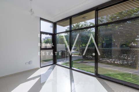 Villa DAMAC Hills (Akoya by DAMAC), Dubaijā, AAE 6 istabas, 349.95 m2 Nr. 637582 - attēls 8