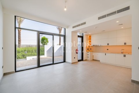 Villa te huur in Arabian Ranches 3, Dubai, VAE 3 slaapkamers, 144.83577700 vr.m., nr 763690 - foto 2