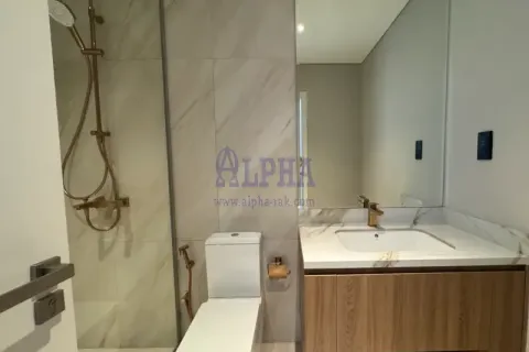 Villa til salg i Al Hamra Village, Ras Al Khaimah, UAE 4 soveværelser, 454.9 kvm № 709447 - foto 8