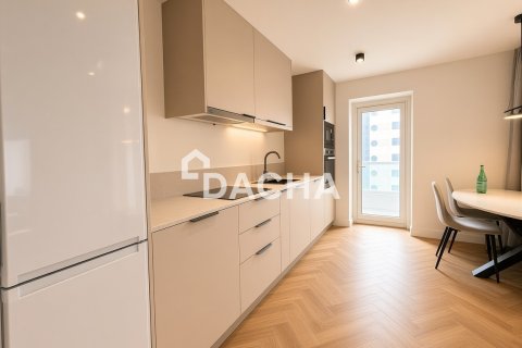 Appartamento in vendita a Dubai Marina, Dubai, EAU 2 camere da letto, 113 mq. № 738671 - foto 8