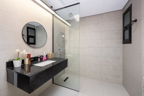 Vilë në Umm Suqeim, Dubai, Emiratet e Bashkuara Arabe 4 dhoma gjumi, 390.19 m2. № 750916 - Foto 15