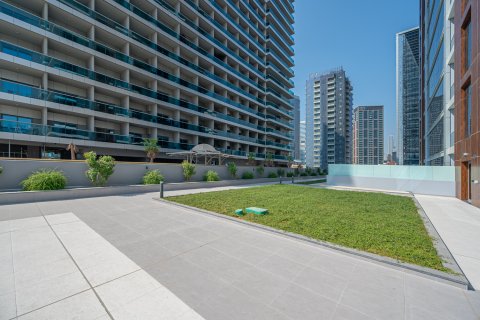 Apartment til leje i Business Bay, Dubai, UAE 2 soveværelser, 108.04 kvm № 750915 - foto 17