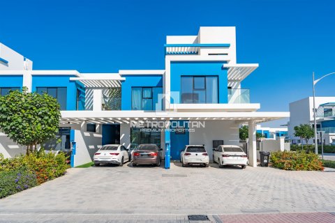 Damac Lagoons, Dubai, संयुक्त अरब अमीरात में टाउनहाउस, 5 बेडरूम, 302 वर्ग मीटर, संख्या 665168