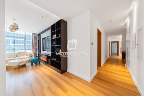 Apartment in City Walk, Dubai, UAE 3 bedrooms, 239 sq.m. № 664162 - photo 10