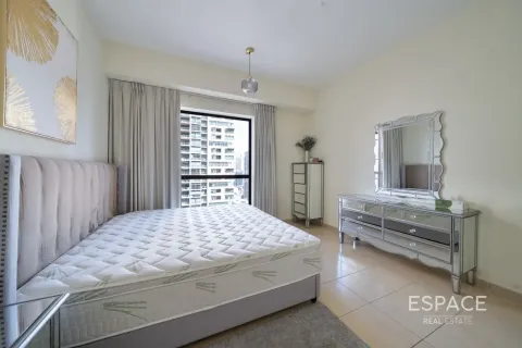 Appartement te koop in Jumeirah Beach Residence, Dubai, VAE 2 slaapkamers, 131 vr.m., nr 737860 - foto 11