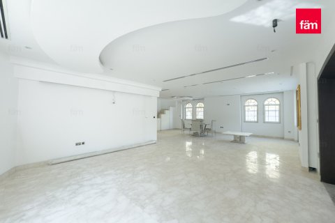 Vila v Dubai, SAE 4 spálne, 740 m2 č. 659301 - Fotografia 3