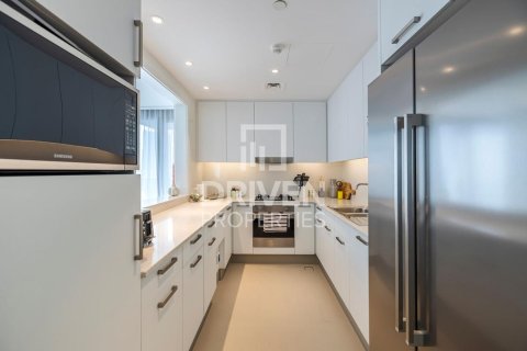 Huoneisto Downtown Dubai (Downtown Burj Dubai), Arabiemiraatit 2 makuuhuonetta, 155.52 m2 № 761692 - kuva 11