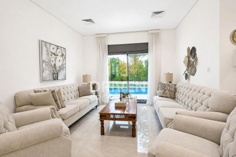 Huvila The Villa, Dubai, Arabiemiraatit 6 makuuhuonetta, 1332.04 m2 № 761727 - kuva 6