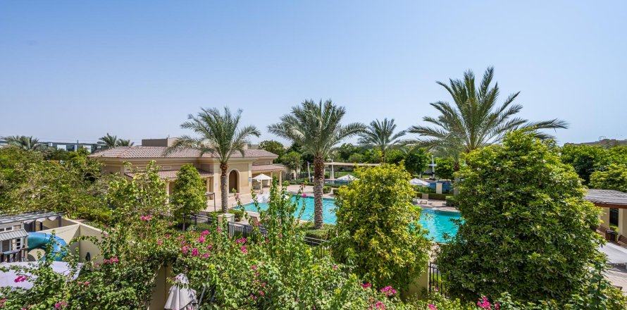 Vila di Dubai Land, Dubai, UEA 3 kamar tidur, 178.37 m2 nomor 748505