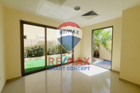 Villa in Al Raha Gardens, Abu Dhabi, VAE: 3 Schlafzimmer, 254.9 m2 Nr. 515440