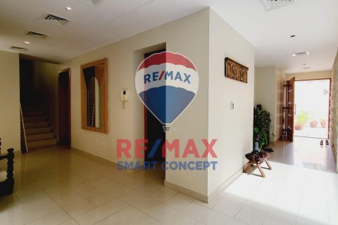 Vila di Al Raha Gardens, Abu Dhabi, UAE 5 bilik tidur, 585.3 meter persegi № 515436 - foto 17