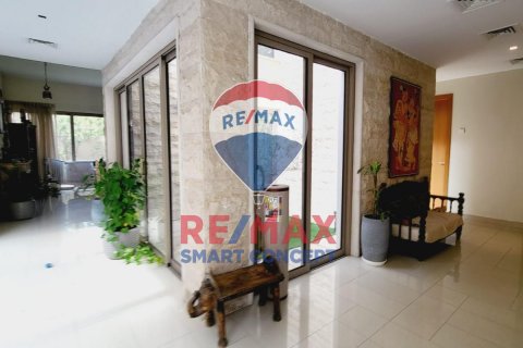 Vila di Al Raha Gardens, Abu Dhabi, UAE 5 bilik tidur, 585.3 meter persegi № 515436 - foto 7