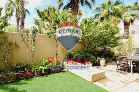 Vila di Al Raha Gardens, Abu Dhabi, UAE 5 bilik tidur, 585.3 meter persegi № 515436 - foto 13