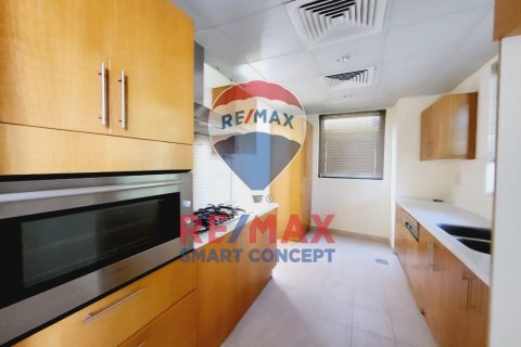 Townhouse in Al Raha Gardens, Abu Dhabi, UAE 3 bedrooms, 254.9 sq.m. № 515441 - photo 5