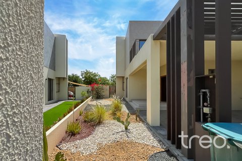 Városi lakóépület itt: Dubai, EAE, 4 hálószoba, 215.26 m², azonosító: 741163 - fénykép 3