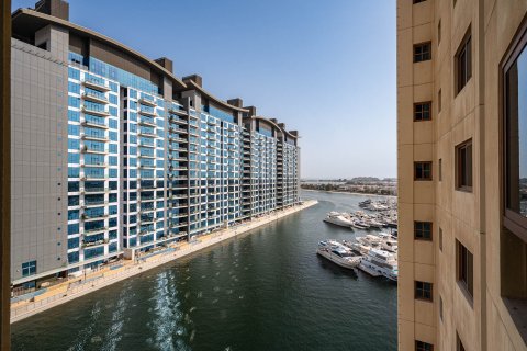 Apartment til salg i Palm Jumeirah, Dubai, UAE 3 soveværelser, 226.57 kvm № 757445 - foto 3