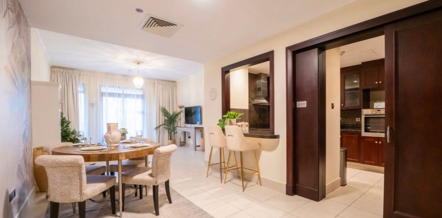 Appartement à Old Town, Dubai, EAU: 2 chambres, 123.7 m2 № 758215