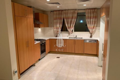 Radový dom v Al Raha Gardens, Abu Dhabi, SAE 4 spálne, 301.3 m2 č. 513957 - Fotografia 4