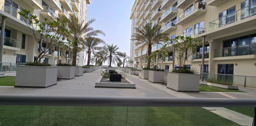 Ras Al Khaimah, UAE의 아파트 침실 1개, 72제곱미터 번호 734830