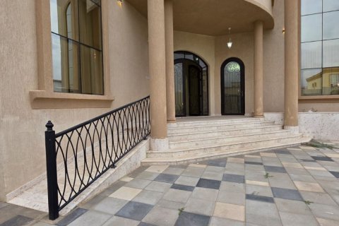 Vila u Ras Al Khaimah, UAE 8 spavaćih soba, 1394 m2 Br. 734831 - fotografija 17