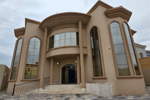 Villa Ras Al Khaimahjā, AAE 8 istabas, 1394 m2 Nr. 734831