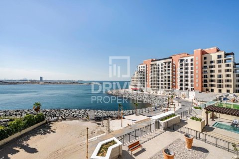 Apartament në Jumeirah, Dubai, Emiratet e Bashkuara Arabe 3 dhoma gjumi, 216.56 m2. № 762623 - Foto 3