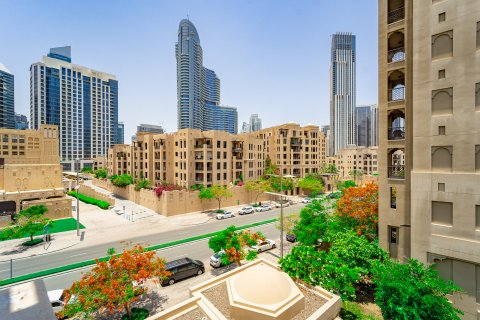 Appartamento in vendita a Downtown Dubai (Downtown Burj Dubai), Dubai, EAU 2 camere da letto, 119 mq. № 739648 - foto 6