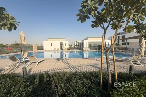 Dubai South (Dubai World Central), Dubai, संयुक्त अरब अमीरात में विला, 3 बेडरूम, 278 वर्ग मीटर, संख्या 737982