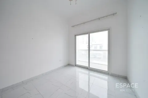 Kaupunkipientalo Al Furjan, Dubai, Arabiemiraatit 3 makuuhuonetta, 265 m2 № 737981 - kuva 15