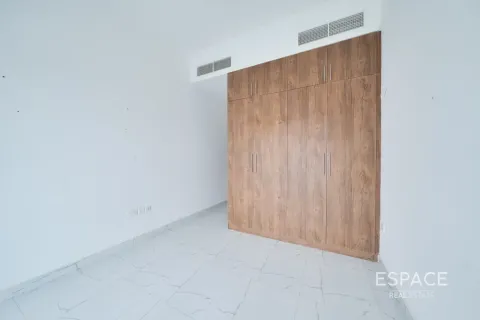 Kaupunkipientalo Al Furjan, Dubai, Arabiemiraatit 3 makuuhuonetta, 265 m2 № 737981 - kuva 16