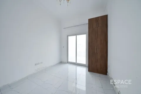 Kaupunkipientalo Al Furjan, Dubai, Arabiemiraatit 3 makuuhuonetta, 265 m2 № 737981 - kuva 12