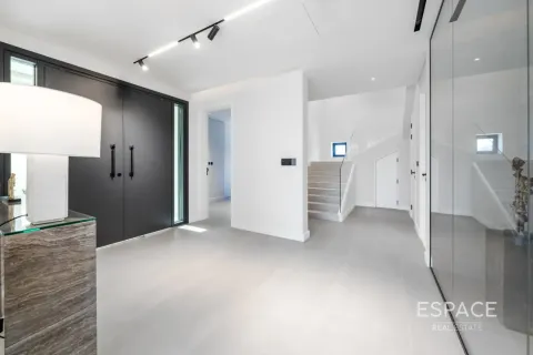 Villa zum Verkauf in Meadows, Dubai, VAE 5 Schlafzimmer, 465 m2 Nr. 737986 - Foto 2