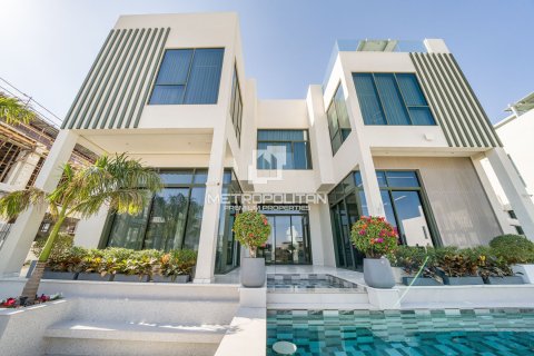 Villa in Dubai Hills Estate, UAE 7 bedrooms, 801 sq.m. № 663191 - photo 2