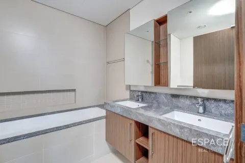 Apartment til leje i Dubai Marina, Dubai, UAE 2 soveværelser, 105 kvm № 738189 - foto 13