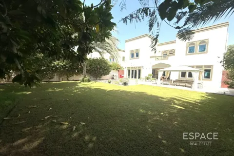 Villa til leie i Jumeirah Park, Dubai, Emiratene 3 soverom, 285 kvm Nr. 738192 - Foto 10